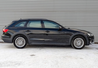 Подержанный автомобиль Audi A4 allroad 2021 года (4 фото)