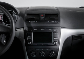 Подержанный автомобиль Skoda Yeti 2012 года (13 фото)