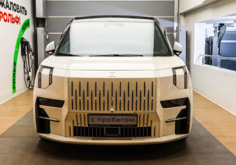 Подержанный автомобиль Zeekr 009 2023 года (2 фото)