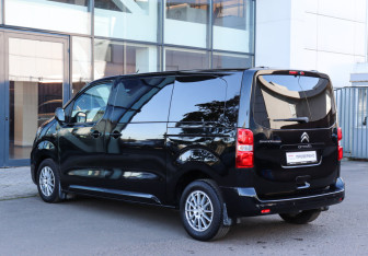 Подержанный автомобиль Citroen SpaceTourer 2021 года (6 фото)