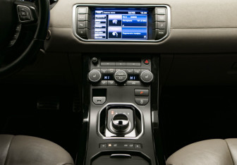 Подержанный автомобиль Land Rover Range Rover Evoque 2012 года (19 фото)