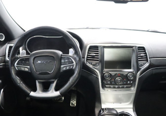 Подержанный автомобиль Jeep Grand Cherokee 2013 года (15 фото)