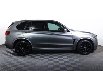 Подержанный автомобиль BMW X5 M 2015 года (4 фото)