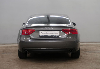 Подержанный автомобиль Audi A5 Liftback 2016 года (6 фото)