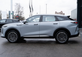 Новый Exeed RX 2025 (7 фото)