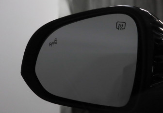 Подержанный автомобиль Changan UNI-T 2023 года (18 фото)