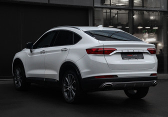 Подержанный автомобиль Geely Tugella 2019 года (7 фото)