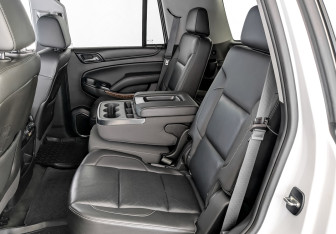 Подержанный автомобиль Chevrolet Tahoe 2015 года (12 фото)