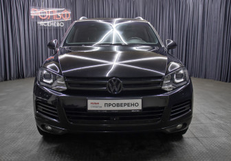 Подержанный автомобиль Volkswagen Touareg 2011 года (2 фото)