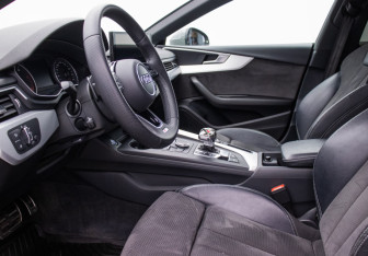 Подержанный автомобиль Audi A5 Liftback 2018 года (10 фото)