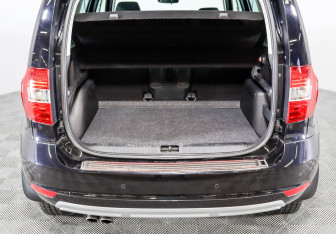 Подержанный автомобиль Skoda Yeti 2017 года (9 фото)