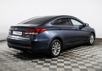 Подержанный автомобиль Hyundai i40 Sedan 2016 года (5 фото)