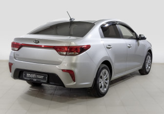 Подержанный автомобиль Kia Rio Sedan 2019 года (5 фото)