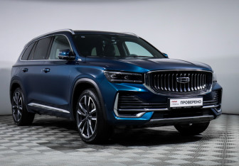 Подержанный автомобиль Geely Monjaro 2023 года (3 фото)