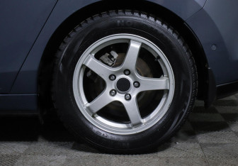 Подержанный автомобиль Mazda 3 Hatchback 2019 года (5 фото)