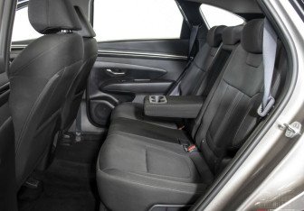 Подержанный автомобиль Hyundai Tucson 2021 года (14 фото)