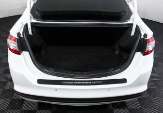 Подержанный автомобиль Ford Mondeo Sedan 2018 года (18 фото)