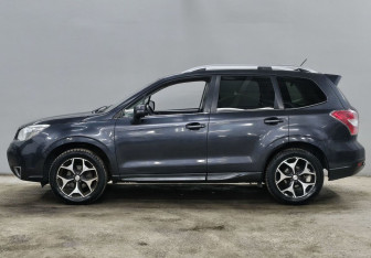 Подержанный автомобиль Subaru Forester Suv 2013 года (8 фото)