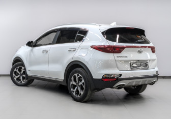 Подержанный автомобиль Kia Sportage 2020 года (7 фото)