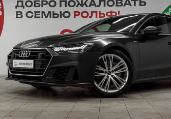 Подержанный автомобиль Audi A7 2021 года (7 фото)