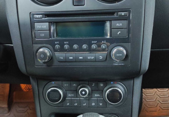 Подержанный автомобиль Nissan Qashqai 2013 года (18 фото)