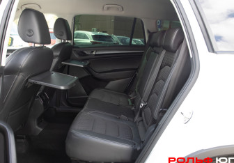 Подержанный автомобиль Skoda Kodiaq 2019 года (8 фото)