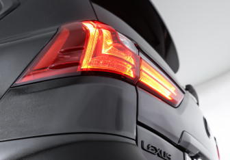 Подержанный автомобиль Lexus LX 2016 года (28 фото)