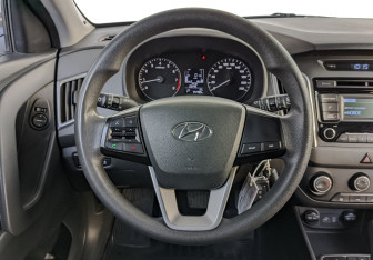 Подержанный автомобиль Hyundai Creta 2018 года (21 фото)