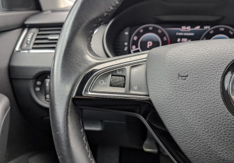 Подержанный автомобиль Skoda Octavia Liftback 2019 года (28 фото)