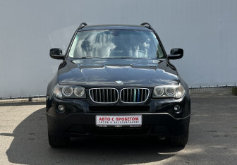 Подержанный автомобиль BMW X3 2010 года (2 фото)