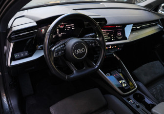 Подержанный автомобиль Audi A3 Sedan 2022 года (12 фото)