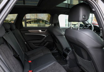 Подержанный автомобиль Audi A6 allroad 2020 года (11 фото)