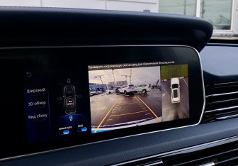 Подержанный автомобиль Hongqi HS5 2023 года (17 фото)