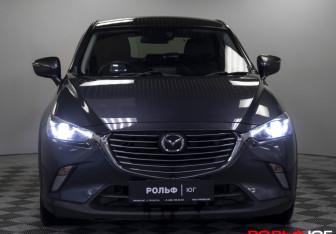 Подержанный автомобиль Mazda CX-3 2015 года (18 фото)