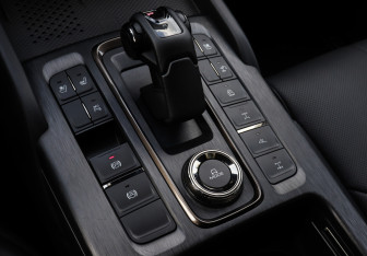 Подержанный автомобиль Haval H9 2024 года (13 фото)
