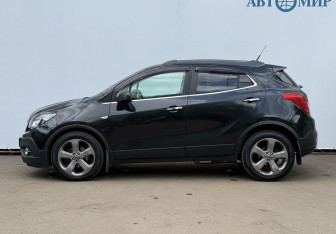 Подержанный автомобиль Opel Mokka 2013 года (8 фото)
