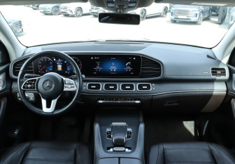 Подержанный автомобиль Mercedes-Benz GLE 2019 года (12 фото)