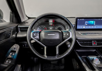 Подержанный автомобиль Haval Jolion 2023 года (19 фото)