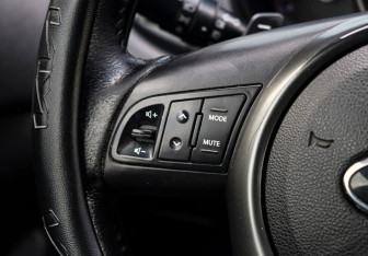 Подержанный автомобиль Kia Cerato Coupe 2011 года (19 фото)