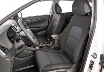 Подержанный автомобиль Hyundai Tucson 2015 года (20 фото)