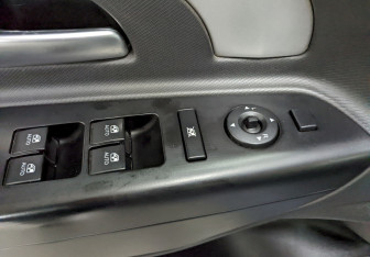 Подержанный автомобиль Kia Ceed Wagon 2011 года (12 фото)