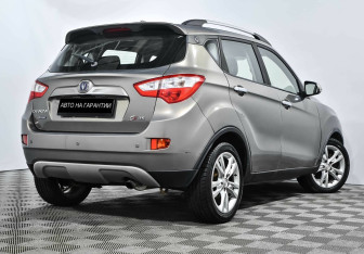 Подержанный автомобиль Changan CS35 2014 года (3 фото)