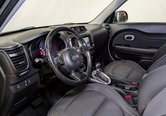 Подержанный автомобиль Kia Soul 2018 года (16 фото)