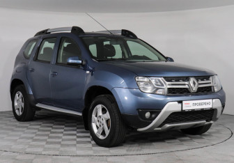 Подержанный автомобиль Renault Duster 2017 года (3 фото)