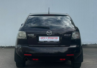 Подержанный автомобиль Mazda CX-7 2008 года (6 фото)