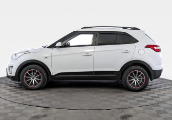 Подержанный автомобиль Hyundai Creta 2018 года (8 фото)