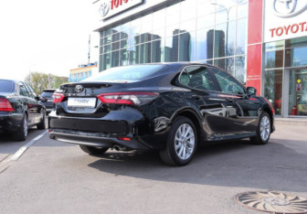 Новый Toyota Camry Sedan 2025 (4 фото)