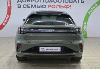 Подержанный автомобиль Zeekr 001 2024 года (5 фото)
