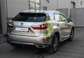 Подержанный автомобиль Lexus RX 2016 года (4 фото)