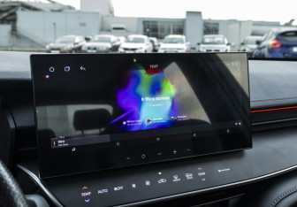 Подержанный автомобиль Toyota Camry Sedan 2024 года (20 фото)